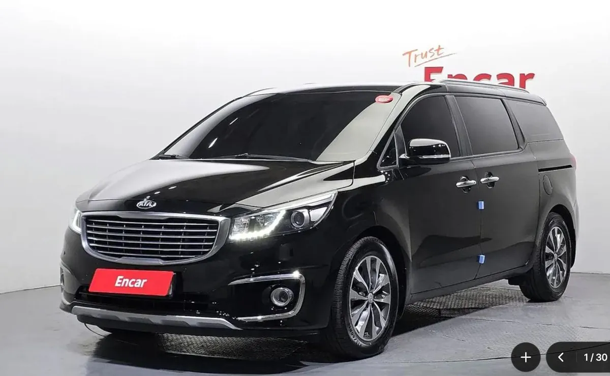 KIA CARNIVAL LUXURY 2018