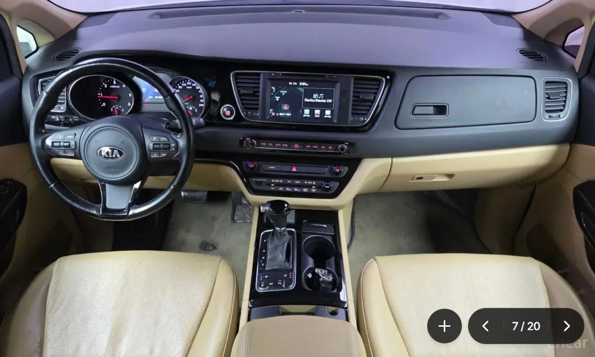 KIA CARNIVAL PRESTIGE 2014