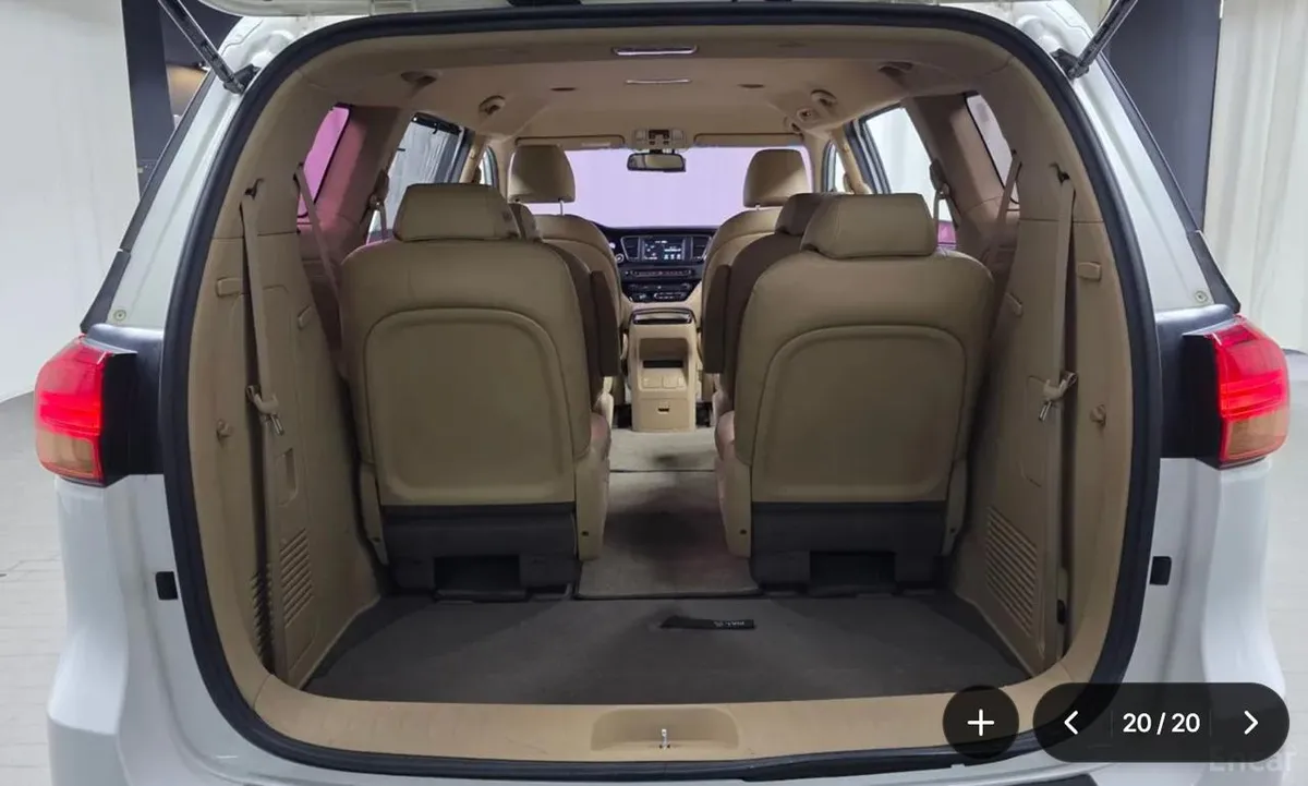 KIA CARNIVAL PRESTIGE 2014