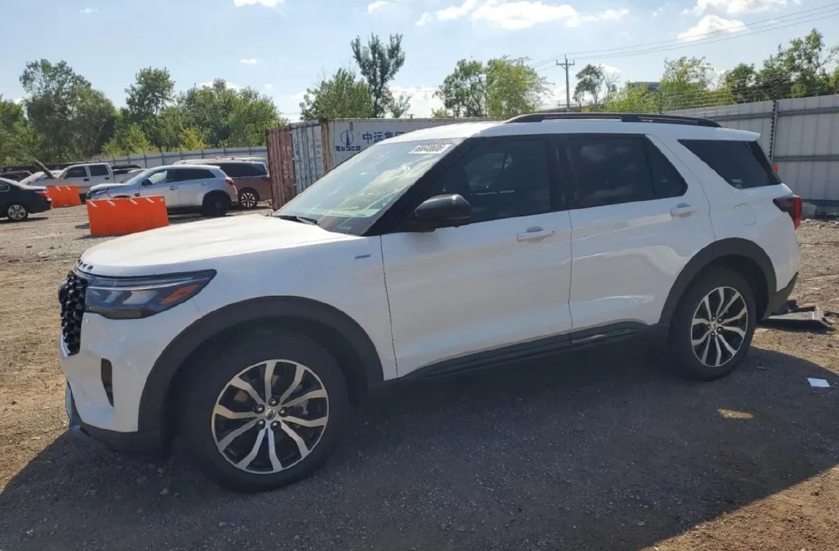 FORD EXPLORER ST-LINE 2 2025