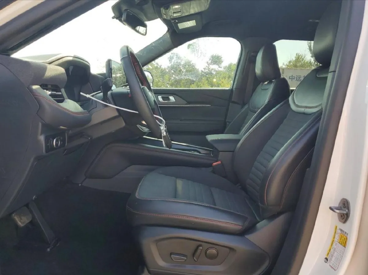 FORD EXPLORER ST-LINE 2 2025