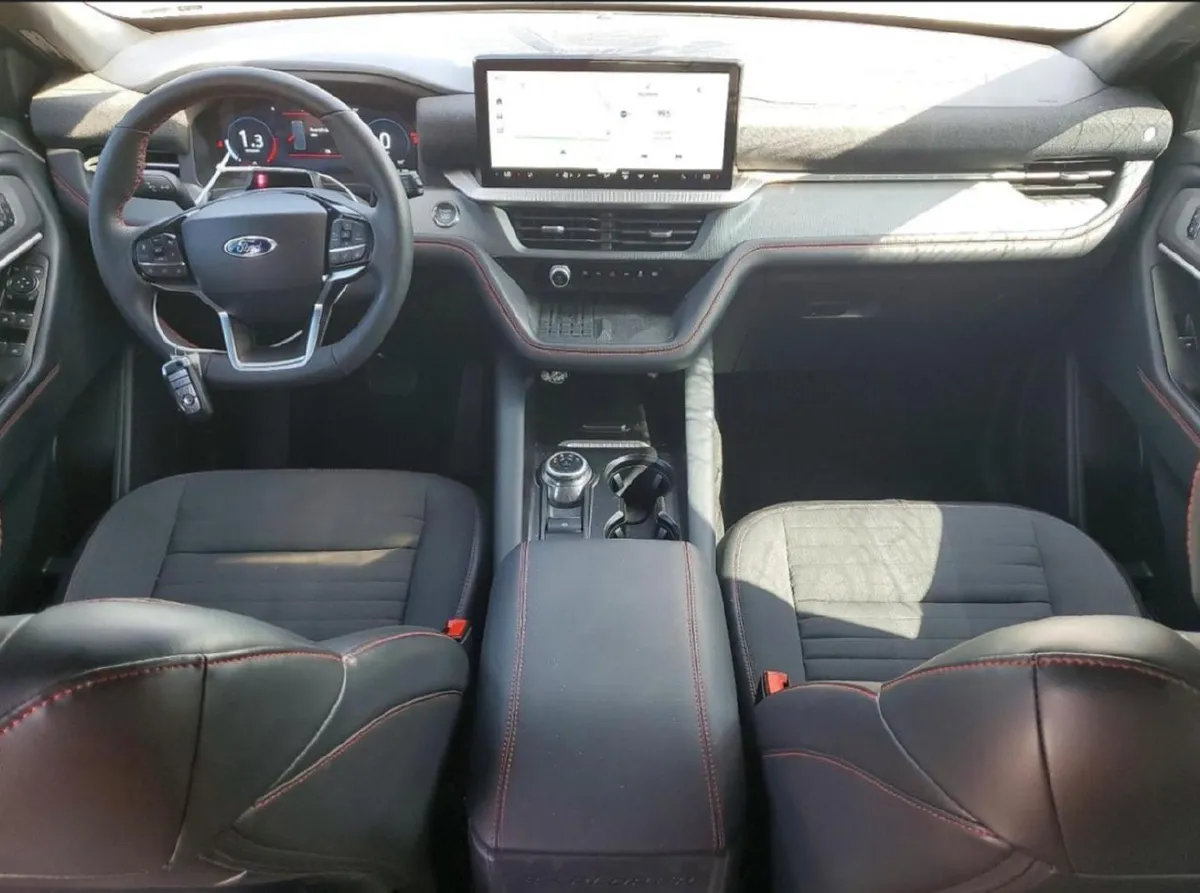 FORD EXPLORER ST-LINE 2 2025