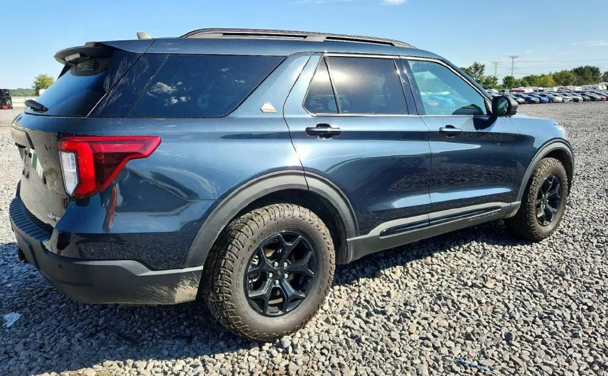FORD EXPLORER TIMBERLINE 2022