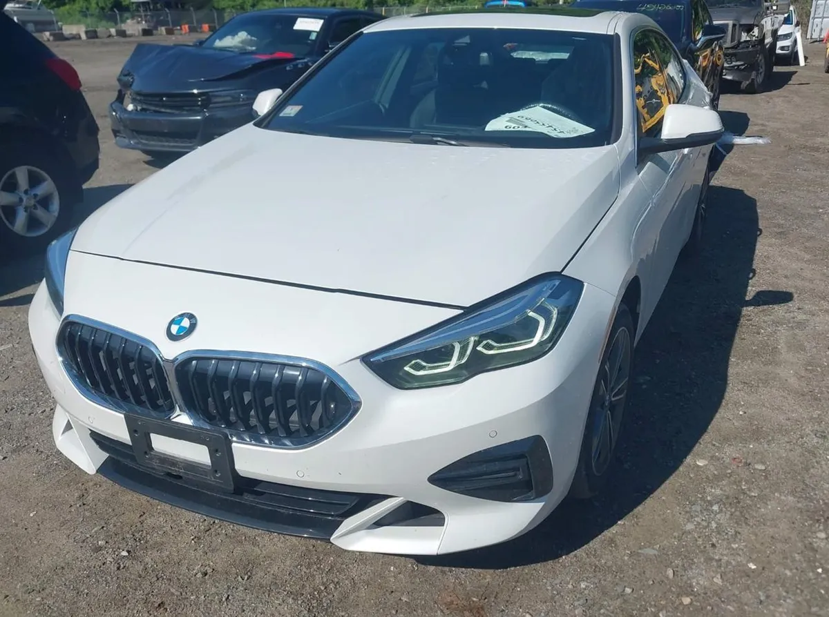 BMW 2 SERIES SPORT LINE + РАСШИРЕННЫЙ ПАКЕТ ОПЦИЙ 2024