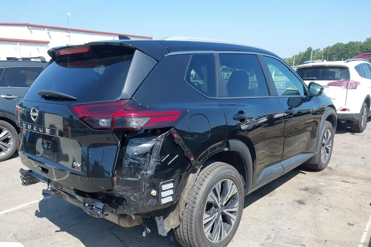 NISSAN ROGUE SV FWD 2022