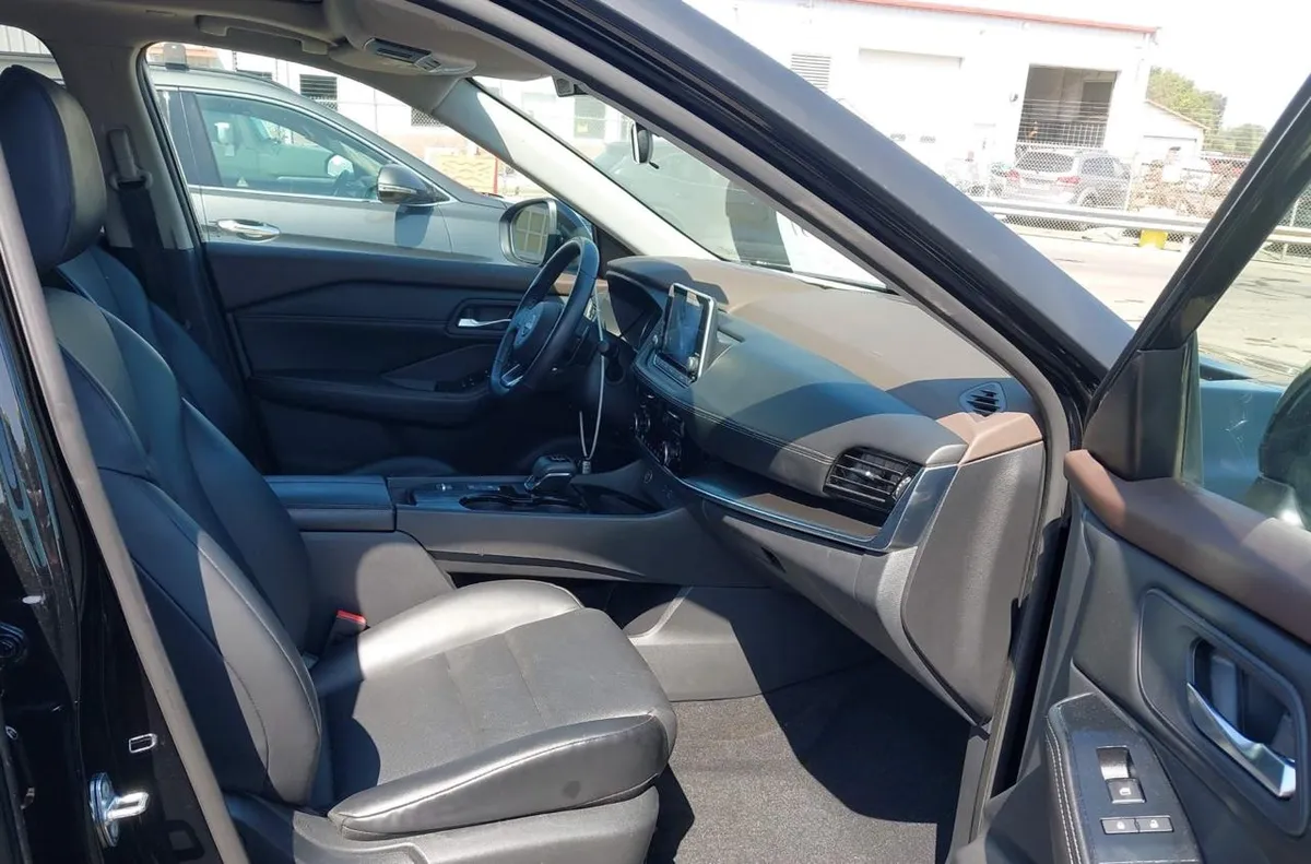 NISSAN ROGUE SV FWD 2022