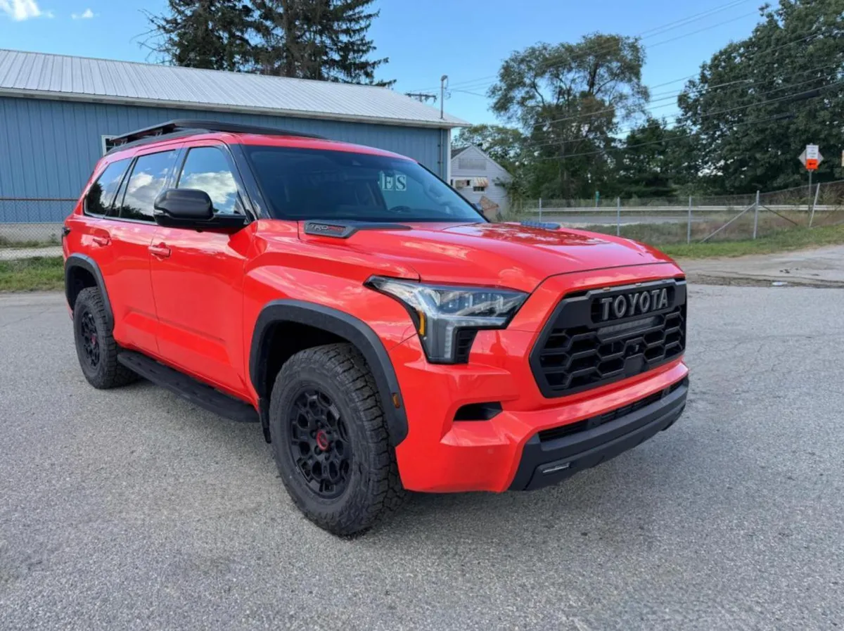 TOYOTA SEQUOIA TRD PRO 2023