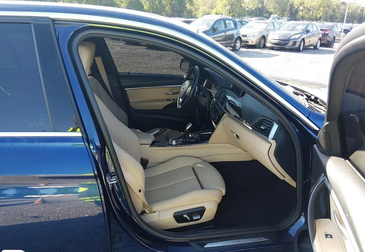 BMW 330I XDRIVE 2017