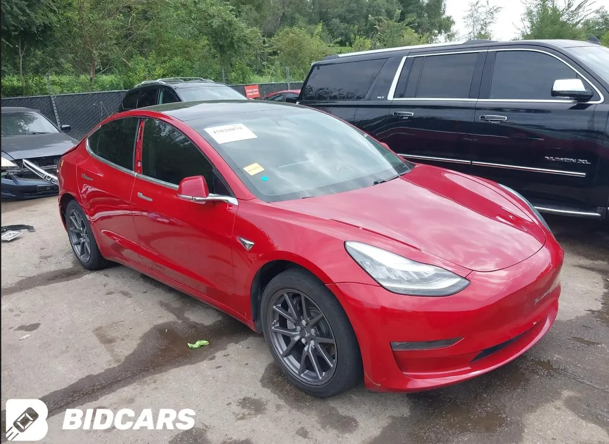 TESLA MODEL 3 STANDARD RANGE 2019