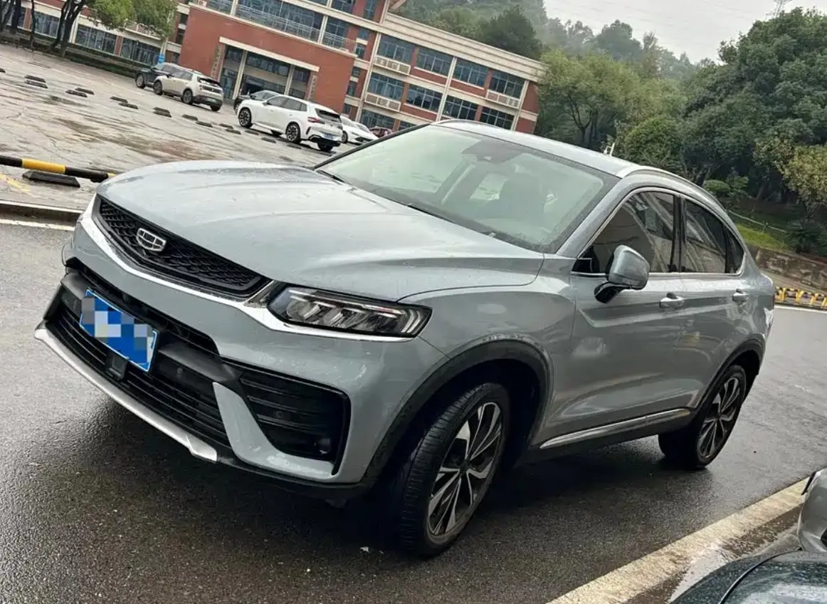 GEELY TUGELLA 2022