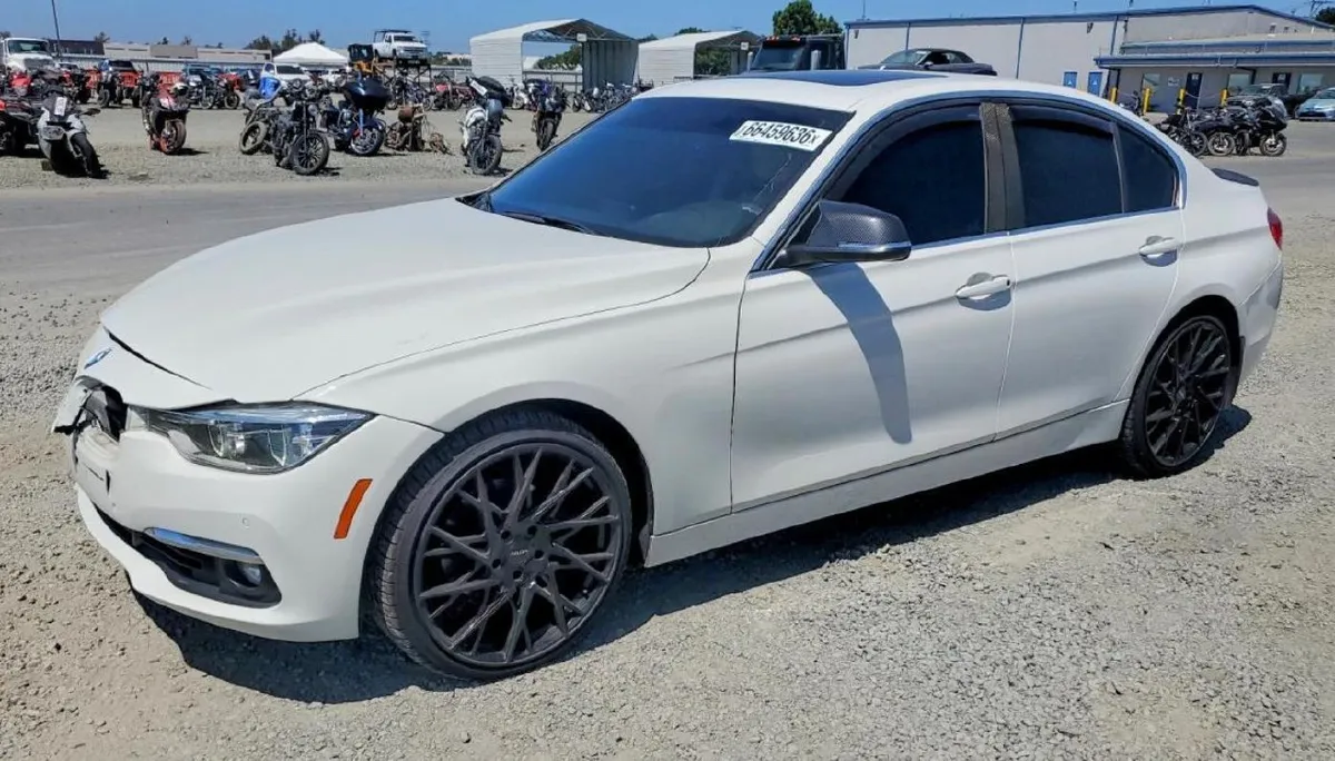 BMW 330 XI 2017