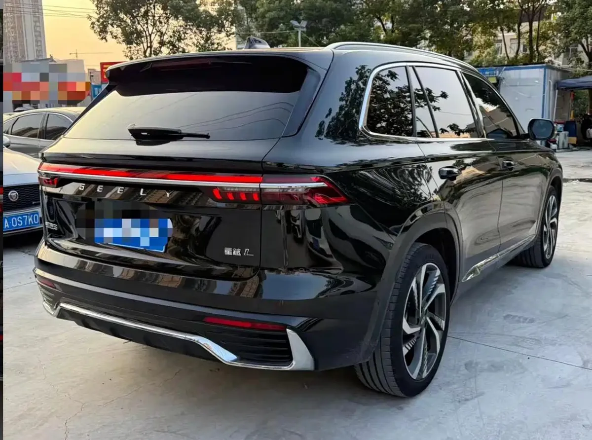 GEELY XINGYUE L PREMIUM 2022