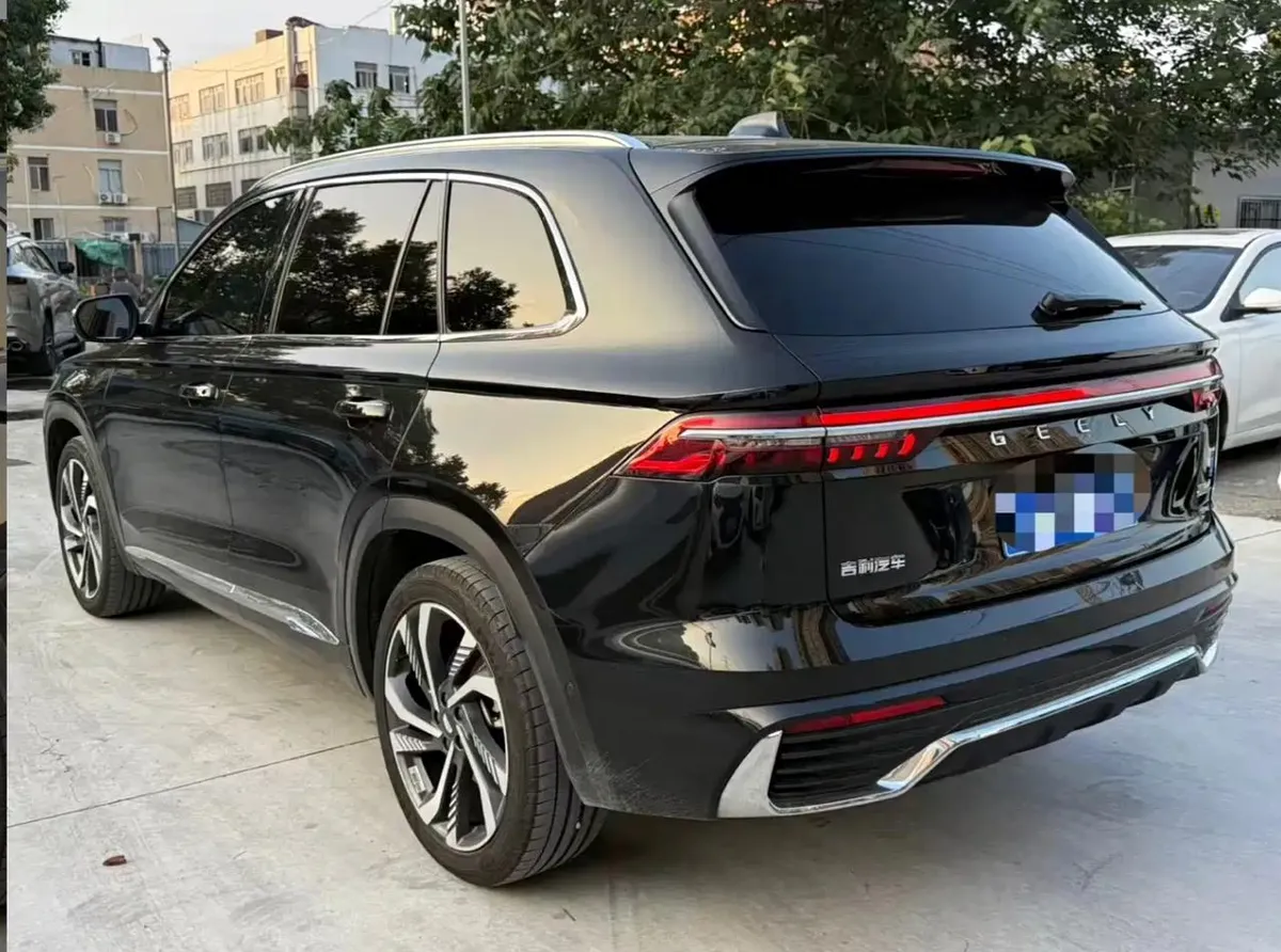 GEELY XINGYUE L PREMIUM 2022