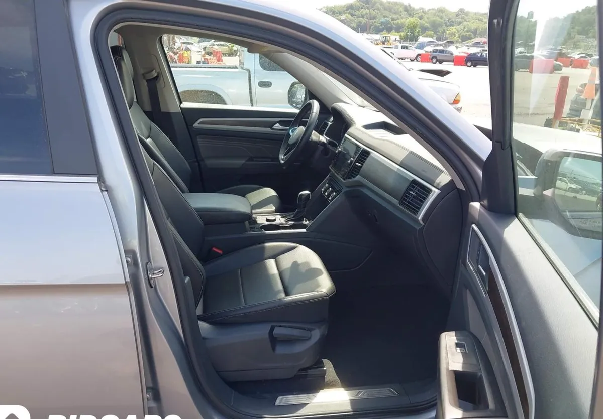 VOLKSWAGEN ATLAS 2.0T SE W/TECHNOLOGY 2022