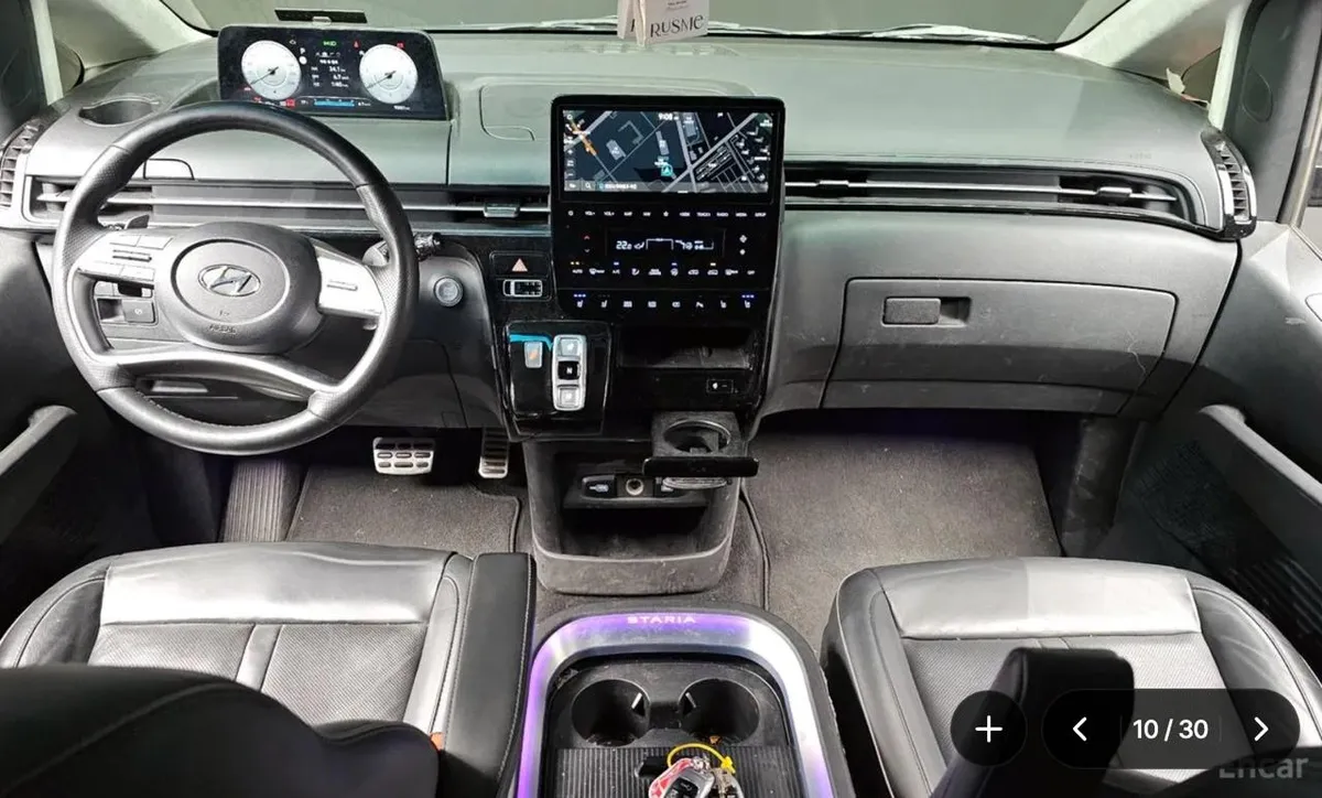HYUNDAI STARIA LOUNGE INSPIRATION 2023