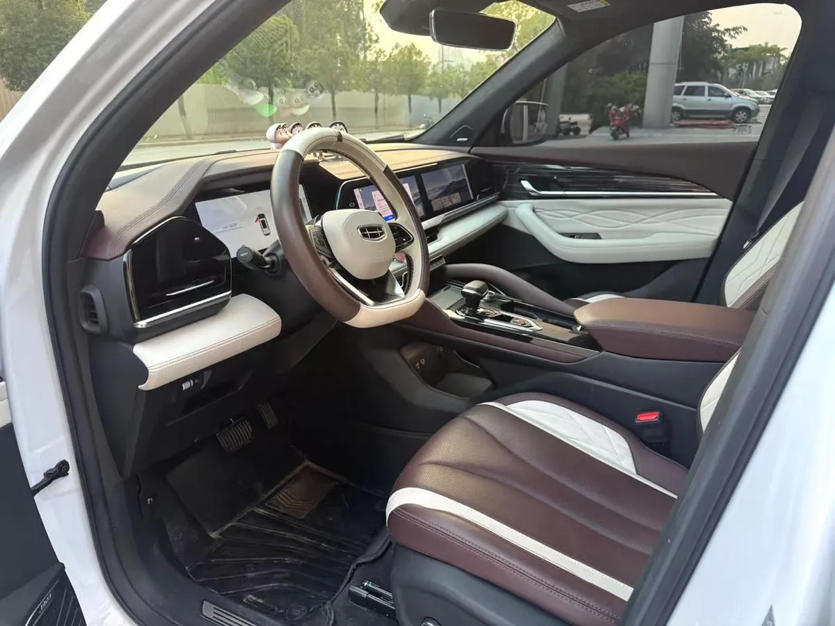 GEELY MONJARO 2023