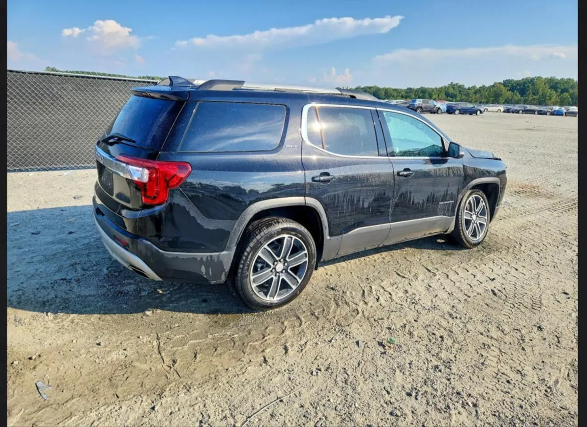 GMC ACADIA FWD SLT 2023