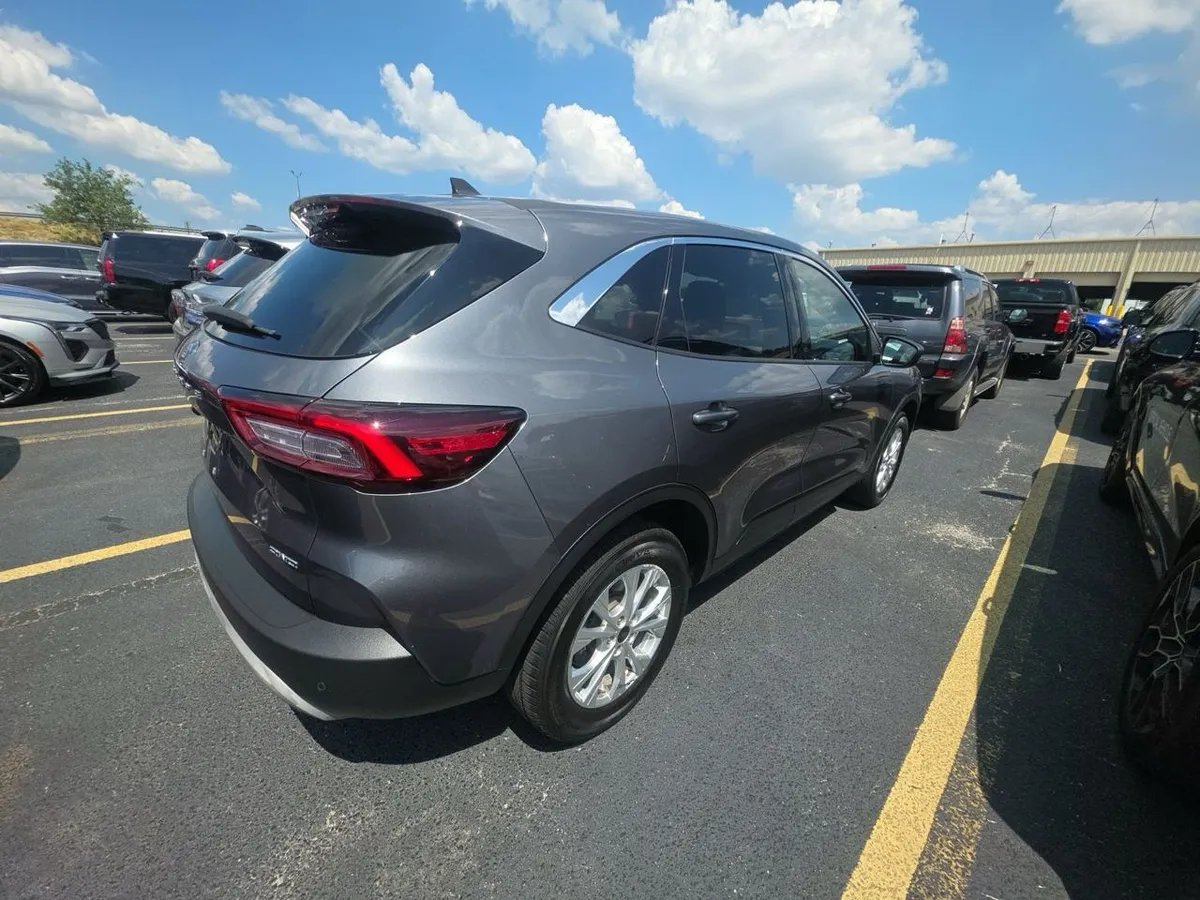 FORD ESCAPE ACTIVE 2023