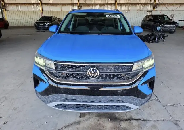 VOLKSWAGEN TAOS SE 2022