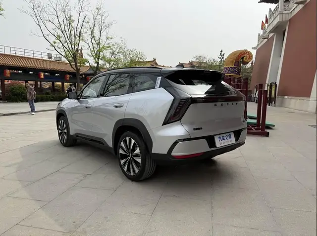 GEELY ATLAS L ATLAS PRO L 2026