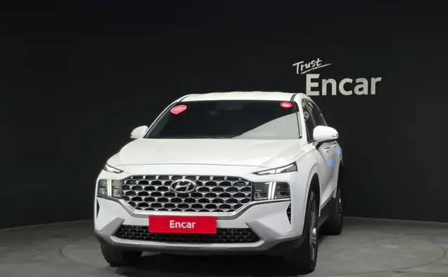 HYUNDAI SANTA FE МОДИФИКАЦИЯ EXCLUSIVE С НАДЕЖНЫМ И ТЯГОВИТЫМ ТУРБОДИЗЕЛЕМ 2.2 SMARTSTREAM (202 Л.С.). УДОБНЫЙ ЭРГОНО 2022