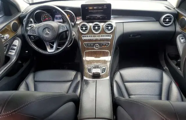 MERCEDES-BENZ C-CLASS 300 2015