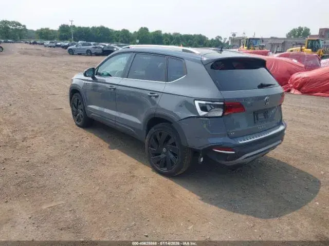 VOLKSWAGEN TAOS SE 2024