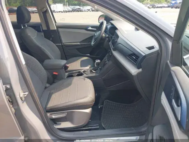 VOLKSWAGEN TAOS SE 2024