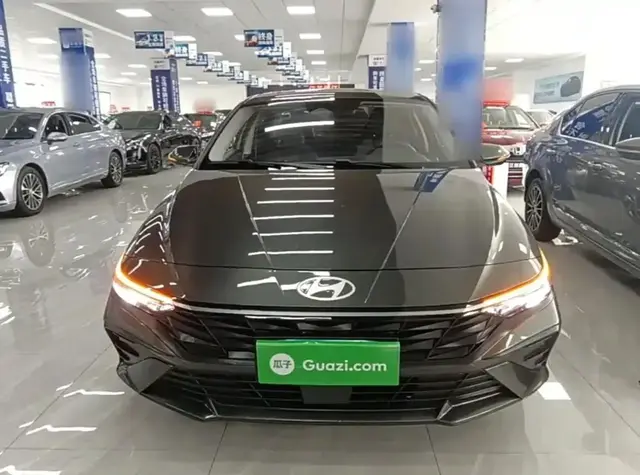 HYUNDAI ELANTRA LUX ELANTRA CVT LUX PREMIUM 2023