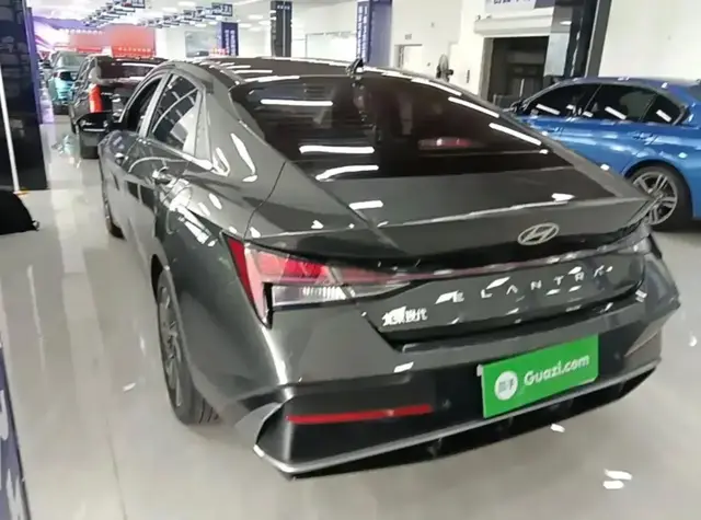 HYUNDAI ELANTRA LUX ELANTRA CVT LUX PREMIUM 2023