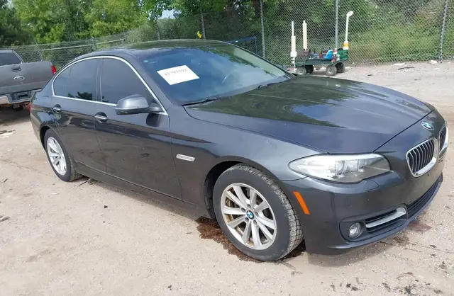 BMW 5 SERIES 5-SERIES F10 528I 2015