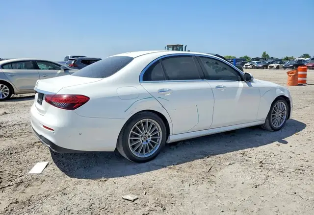 MERCEDES-BENZ E-CLASS 2022