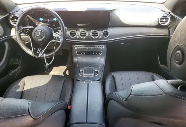 MERCEDES-BENZ E-CLASS 2022