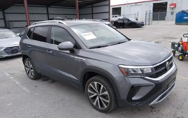 VOLKSWAGEN TAOS SE 2022