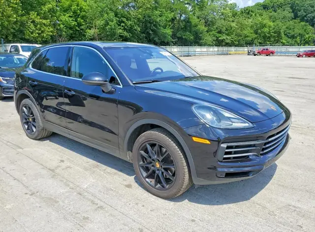 PORSCHE CAYENNE 2018