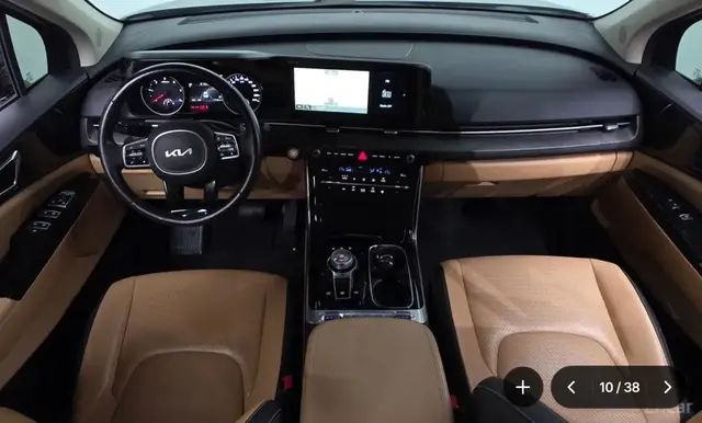 KIA CARNIVAL NOBLESSE 2023