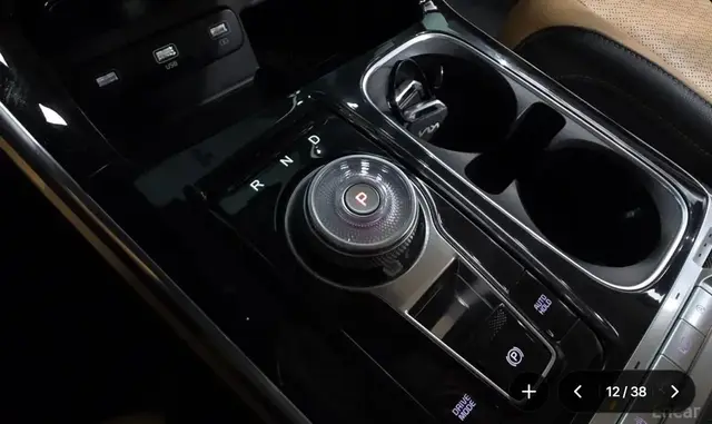KIA CARNIVAL NOBLESSE 2023