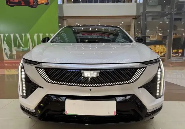 CADILLAC IQ OPTIQ 2024