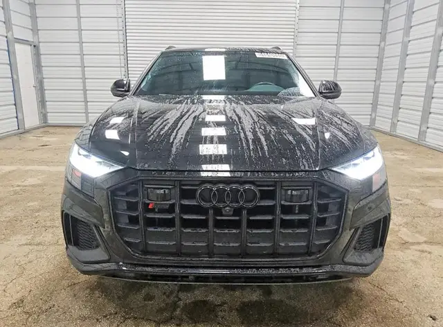AUDI SQ8 PREMIUM PLUS 2022