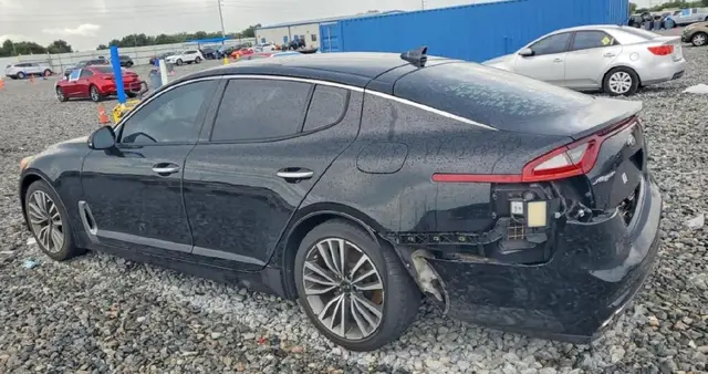 KIA STINGER PREMIUM 2019