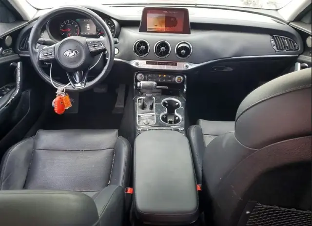 KIA STINGER PREMIUM 2019