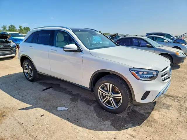 MERCEDES-BENZ GLC 2022