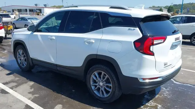 GMC TERRAIN AWD SLT 2023