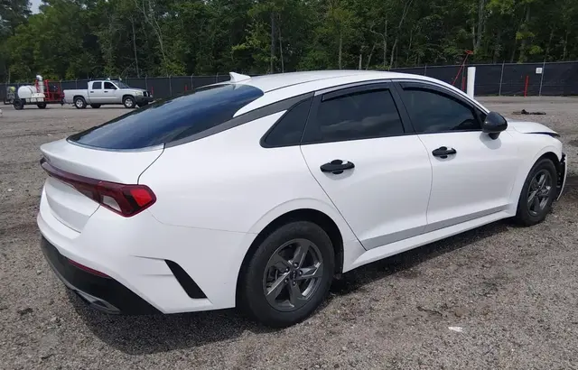 KIA K5 LXS 2023
