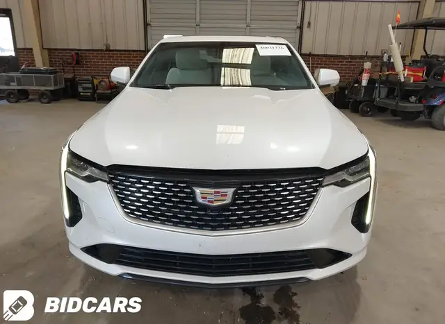CADILLAC CT4 LUXURY 2024