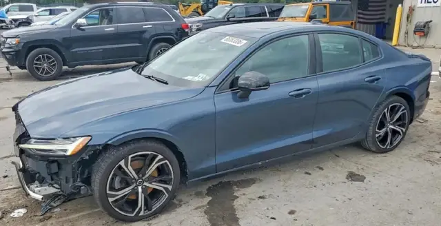 VOLVO S60 CORE 2024