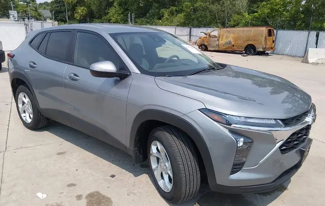 CHEVROLET TRAX FWD LS 2025