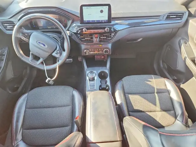 FORD ESCAPE ST LINE 2023