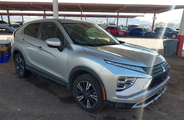 MITSUBISHI ECLIPSE CROSS 2023