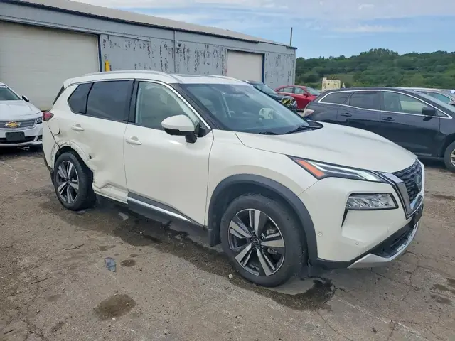 NISSAN ROGUE PLATINUM 2023